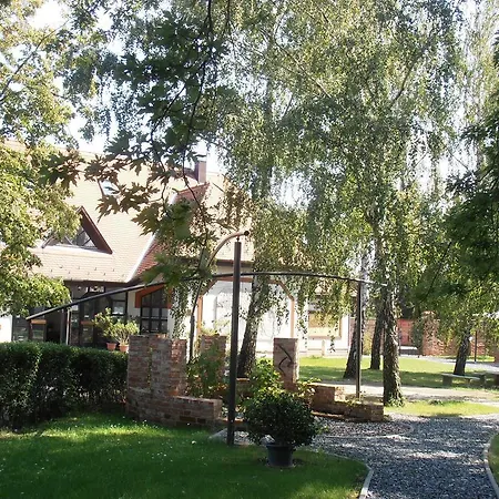 Martineum Felnottkepzo Akademia * Szombathely