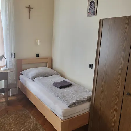 Martineum Felnottkepzo Akademia * Szombathely